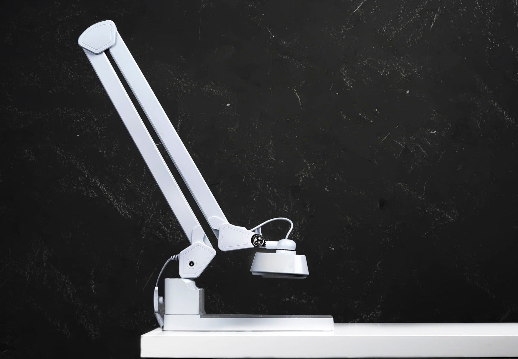 Gemax Pro II-GEM iLED Daylight Lamp | Ultimate Gemstone & Diamond